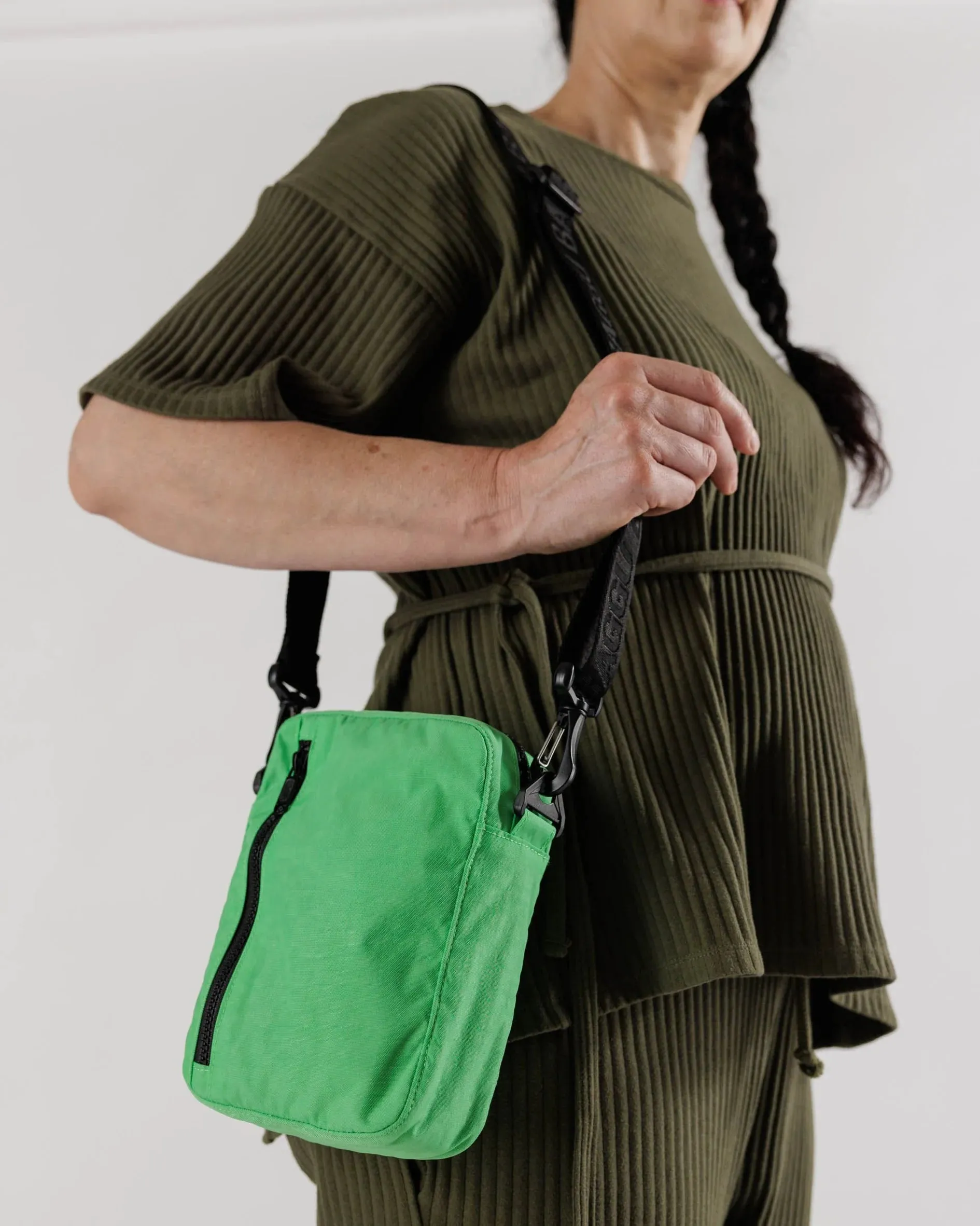 Baggu - Aloe - Sport Crossbody Bag