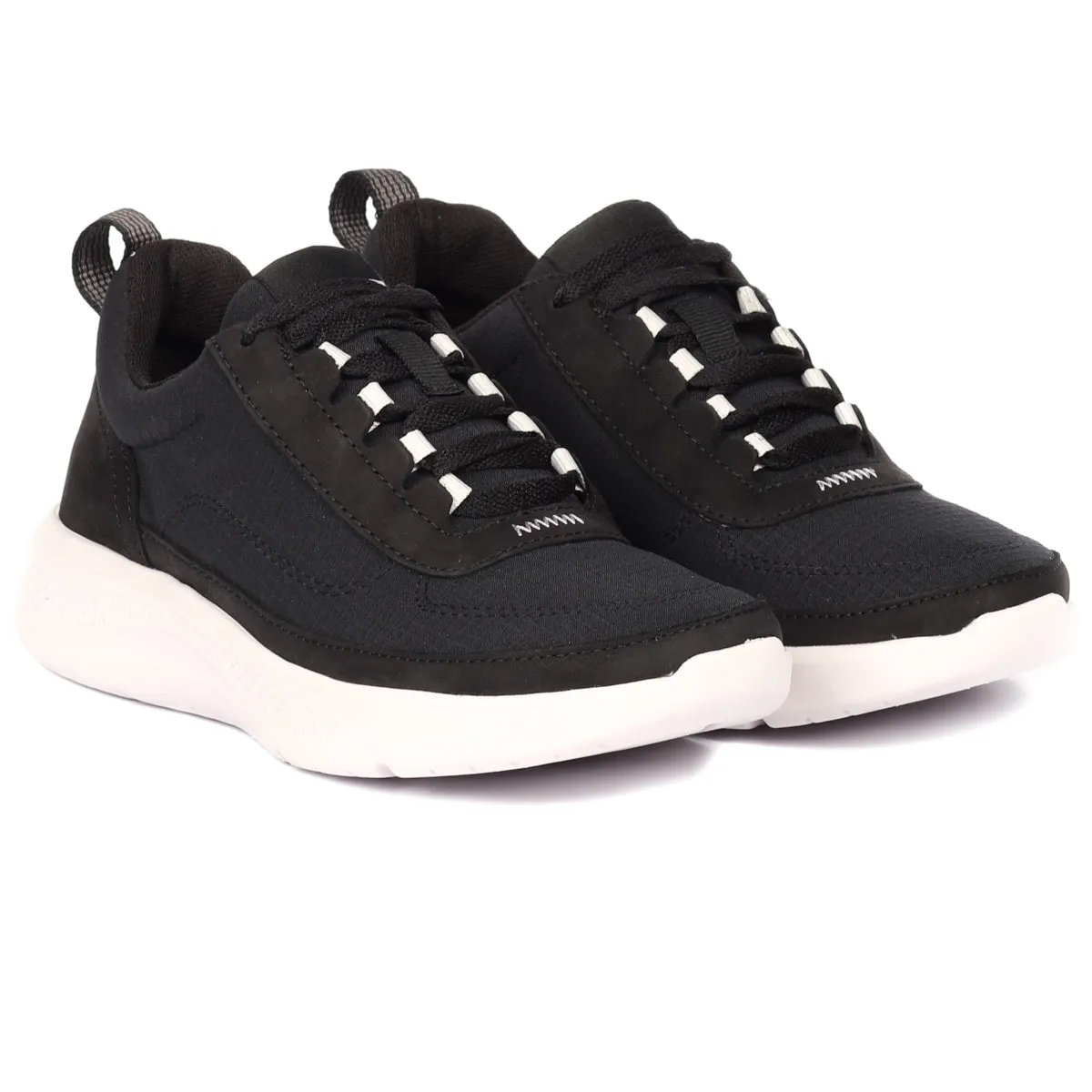 Elevate Women’s Lace-Up Shoes for Optimal Comfort and Style