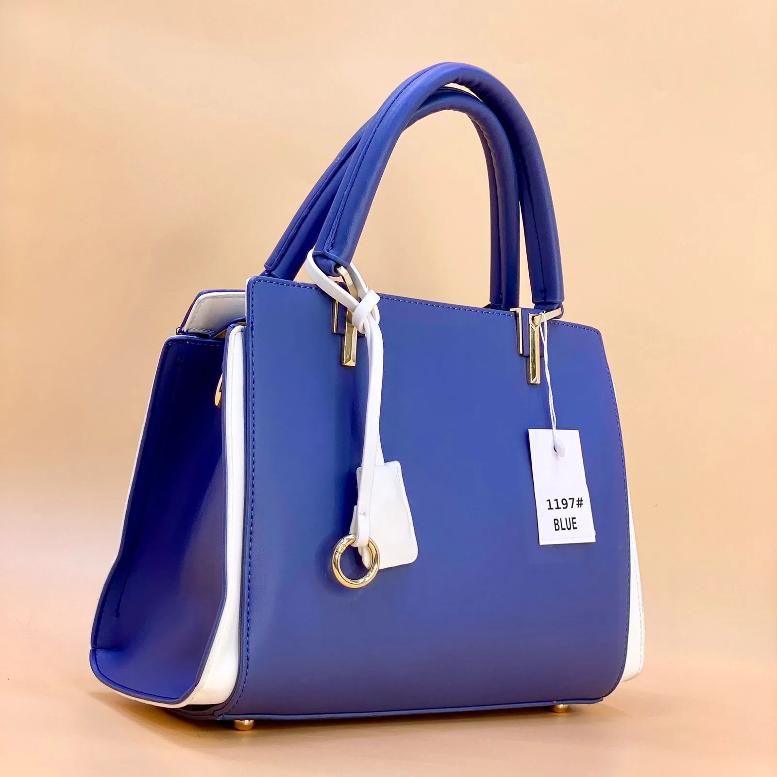 NEW 2023 ,  WOMEN HANDBAGS B501