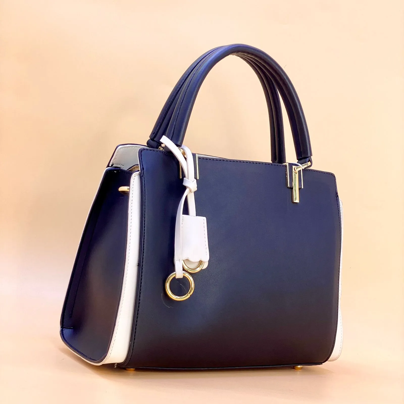 NEW 2023 ,  WOMEN HANDBAGS B501