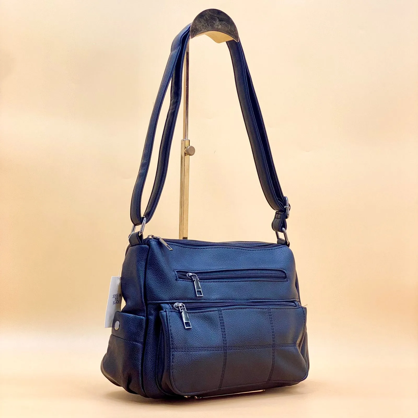 NEW 2024 ,  WOMEN HANDBAGS B541