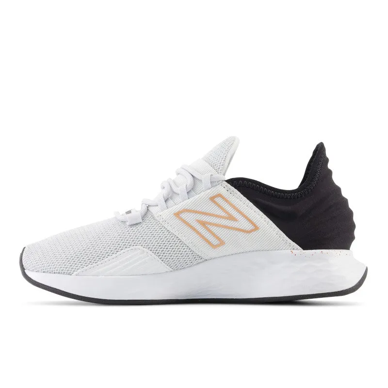 'New Balance' Women's Fresh Foam Roav - Quartz Grey