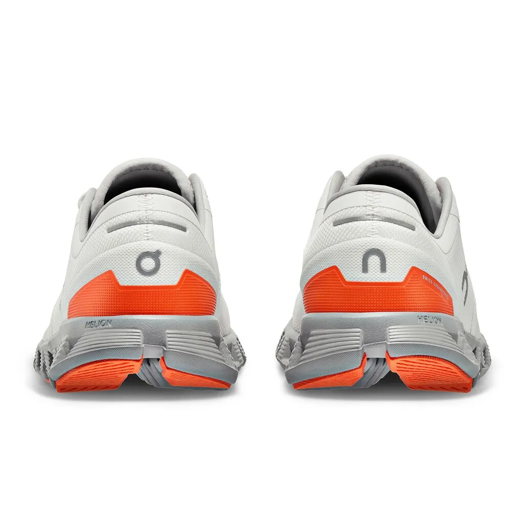 'On Running' Women's Cloud X 3 - Ivory / Alloy